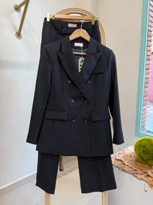 Conjunto chaqueta rayas