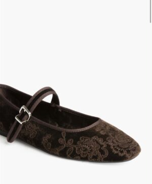 Bailarina terciopelo bordados