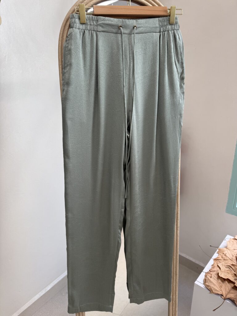 Pantalón suelto