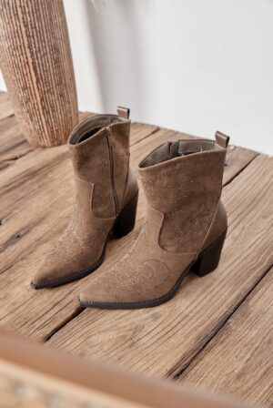 Botines bajos cowboy