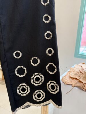 Pantalón aros bordados