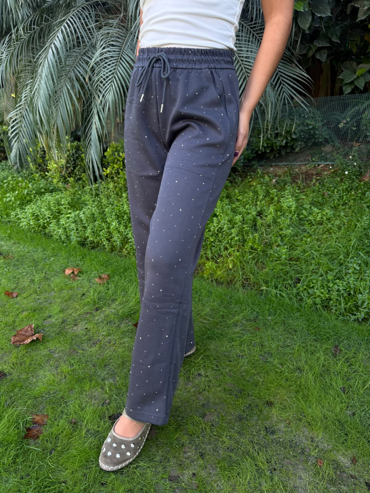 Pantalón chándal brillante