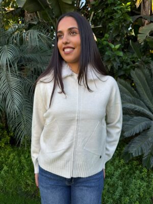 Chaqueta capucha punto pelos